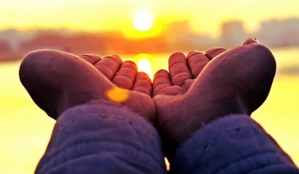 HOW TO USE SOLAR ENERGY AND SAVE MONEY TOO!